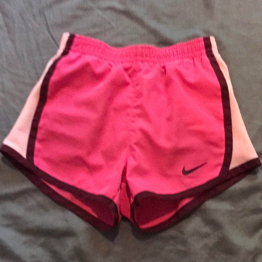 Pink Nike shorts. 4T.